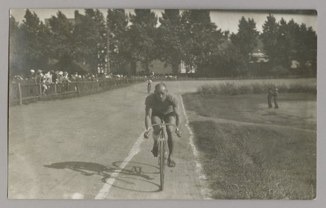 Zawody kolarskie na Dynasach