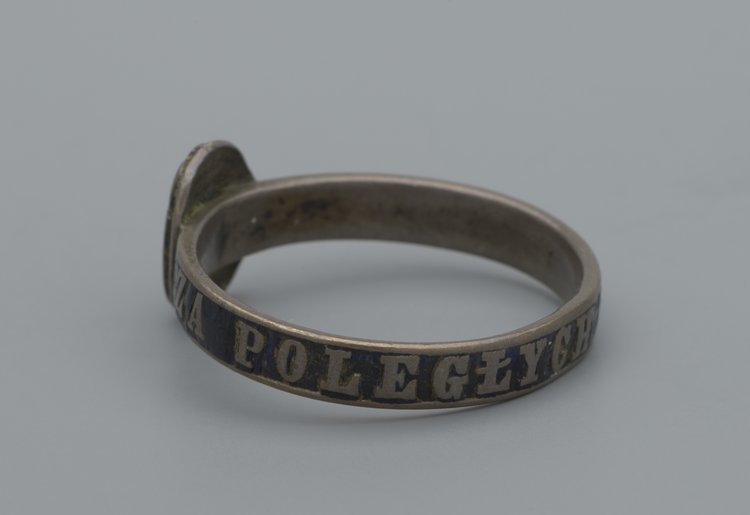 Obrączka patriotyczna żałobna