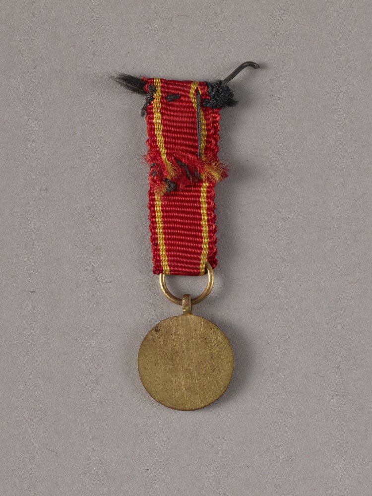 Miniatura Medalu za Warszawę 1939-1945