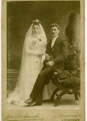 Portret ślubny nieznanej pary