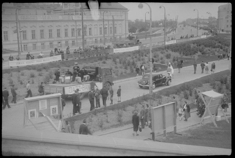 Pochód na trasie W-Z