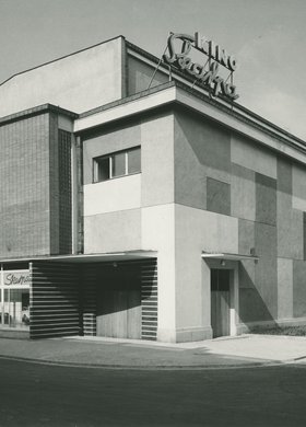 Kino Skarpa, widok od ulicy Gałczyńskiego