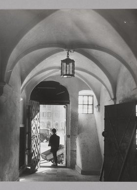 Interior of the entrance hall of the burgher house at 34 Old Town Market  Square (Dekert's Side)
