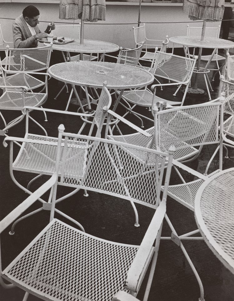 Kawiarnia w Alejach Jerozolimskich