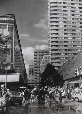 Pasaż Śródmiejski (obecnie: Pasaż Stefana "Wiecha" Wiecheckiego) i bar Zodiak