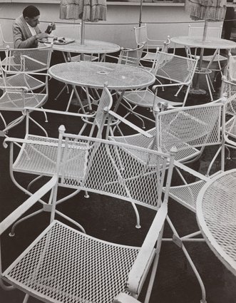 Kawiarnia w Alejach Jerozolimskich