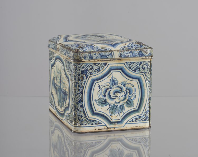 Puszka na słodycze z widokami Warszawy