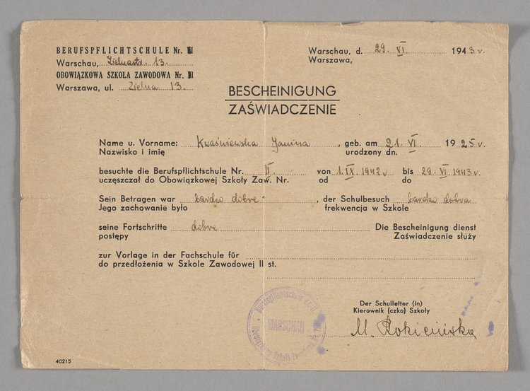 Bescheinigung/Zaświadczenie wystawione Janinie Kwaśniewskiej
