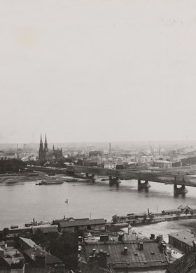 Panorama Warszawy, widok ze Starego Miasta w kierunku Pragi