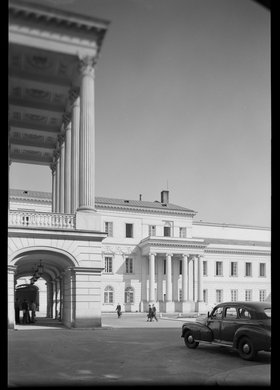 Pałac Komisji Rządowej Przychodów i Skarbu, fragment elewacji