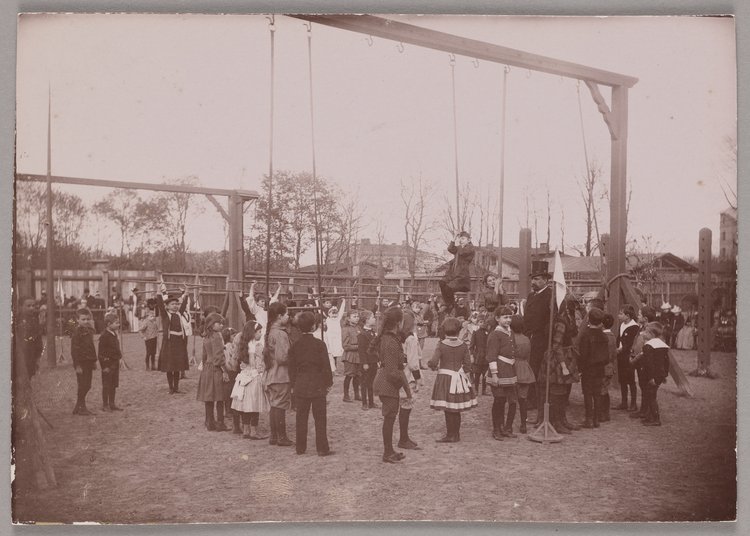 Zakład gimnastyczny Mariana Olszewskiego, popisy uczniów