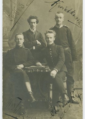 Portret czterech młodych mężczyzn