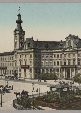 Ratusz przy placu Teatralnym (dawny pałac Jabłonowskich)