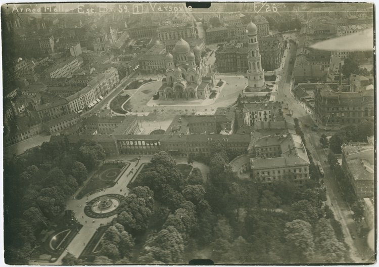 Zdjęcie lotnicze Śródmieścia, widok od Ogrodu Saskiego w kierunku wschodnim