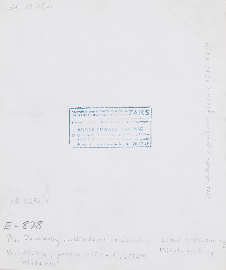 Prace archeologiczne na remontowanym placu Zamkowym, widok z wieży kościoła św. Anny