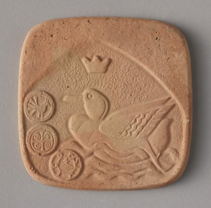 Plakietka 'Złota kaczka': forma, odlew z biskwitu i ceramiki szkliwionej