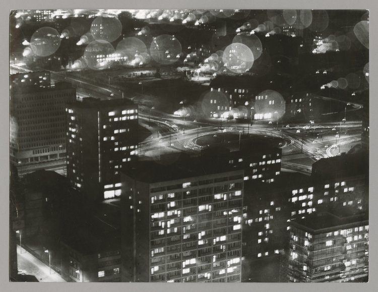 Warszawa nocą