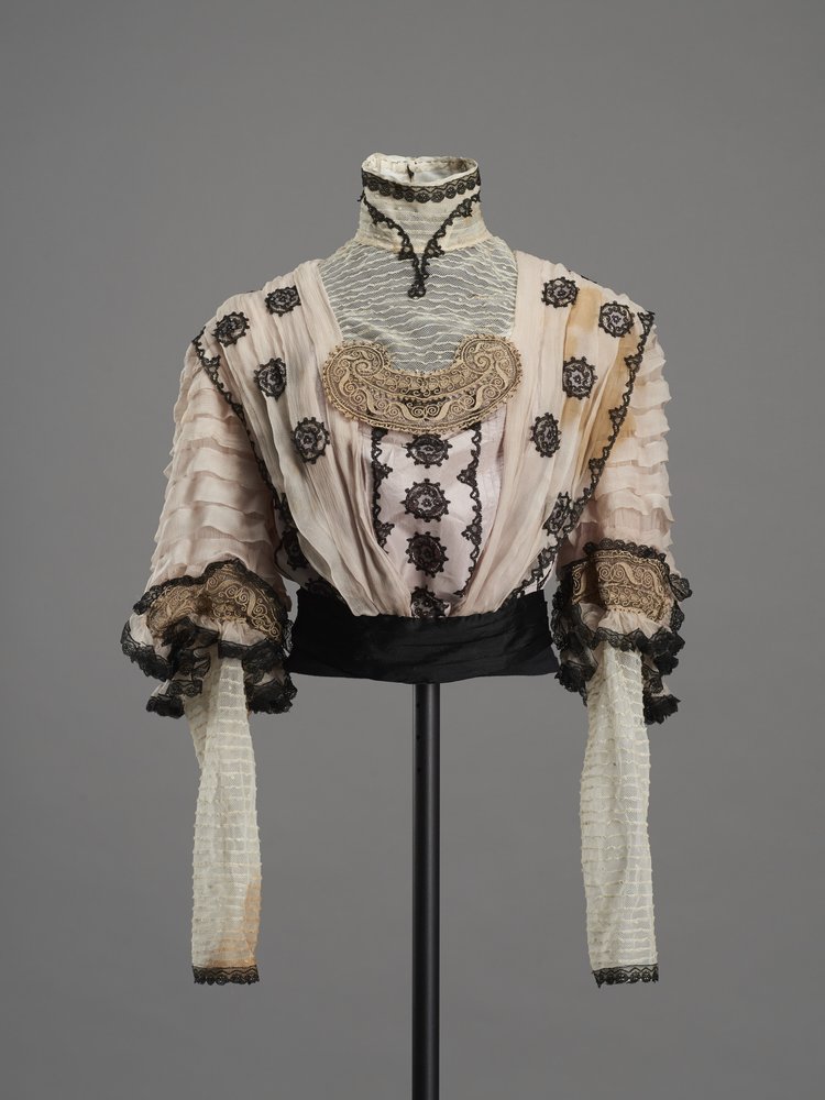 Bluzka wizytowa w kolorze liliowym