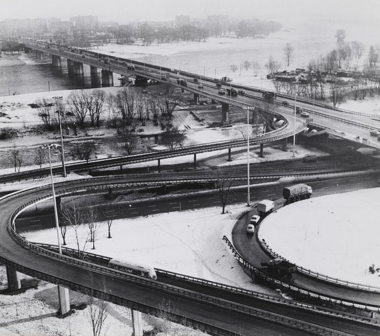 Most Łazienkowski i fragment Trasy Łazienkowskiej