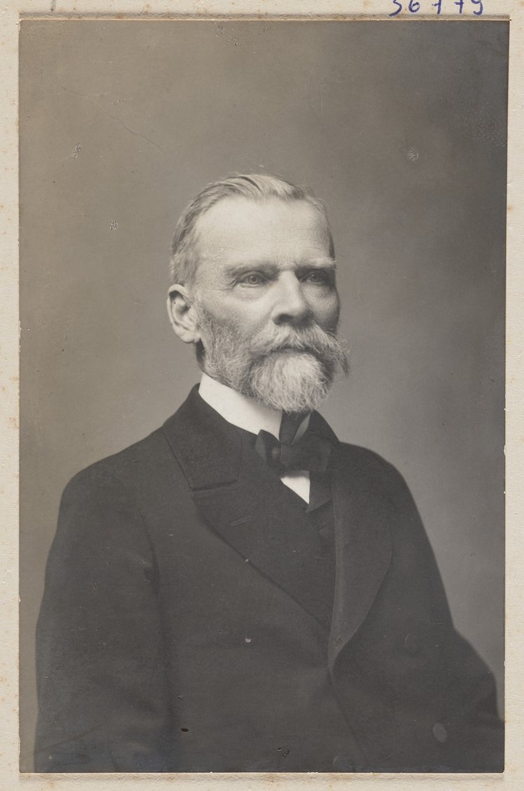 Album szkoły żeńskiej Leonii Rudzkiej