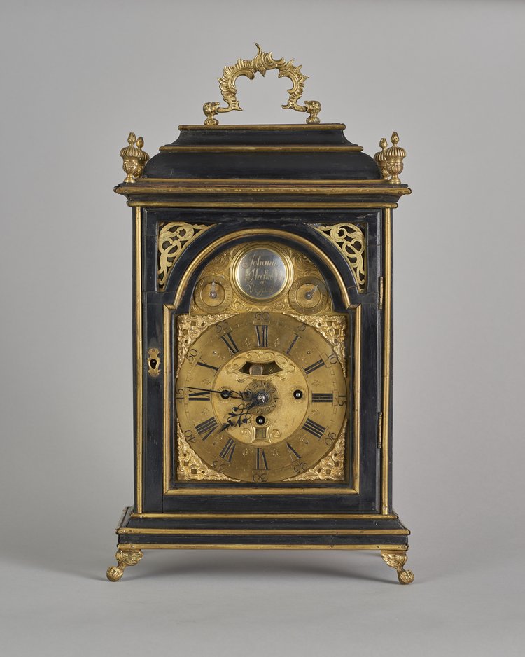 Zegar szafkowy typu bracket