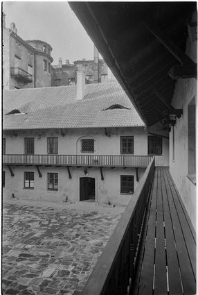 Dziekanka, widok budynków od podwórza