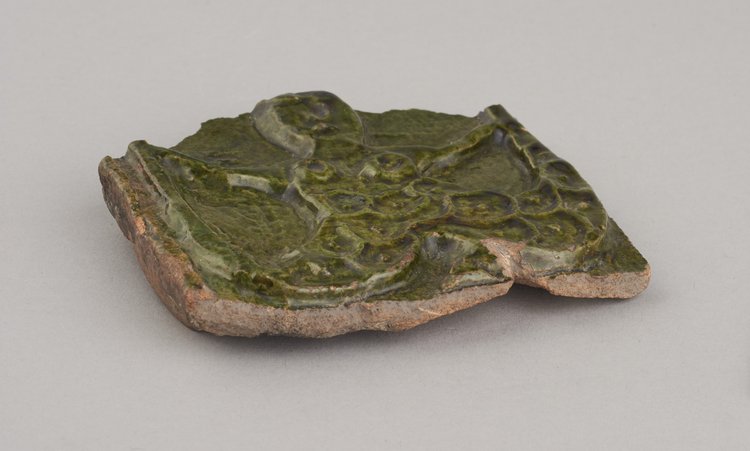 Fragment kafla z wyobrażeniem Syreny