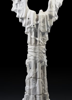 Uskrzydlona Kolumna I (Model pomnika Bitwy o Monte Cassino w Warszawie) z cyklu Uskrzydlone postacie