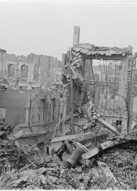 Ruiny gmachu Poczty Głównej
