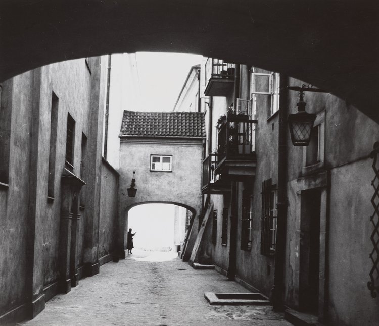 Dawna St., view towards the Vistula