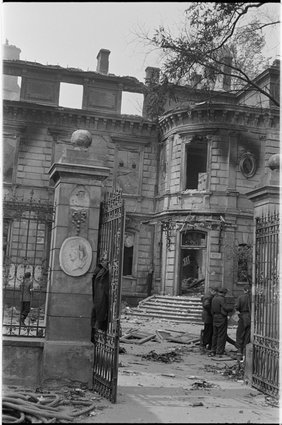 Ruiny pałacyku Łubieńskich przy ulicy Mazowieckiej 5