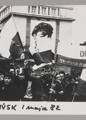 Marsz członków NSZZ "SOLIDARNOŚĆ" ulicami Gdańska w dn. 1 maja 1982 r.