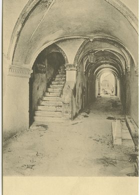 Sień kamienicy Baryczków przy Rynku Starego Miasta 32