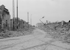 Funkiewicz, Alfred (1906-1959) - architekt i fotografik