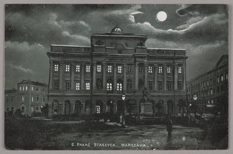 Pałac Staszica nocą