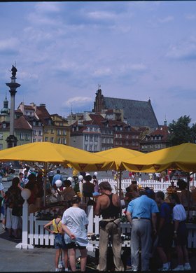Ogródek restauracji Literacka przy placu Zamkowym