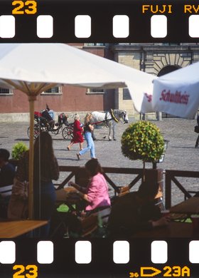 Ogródek restauracji na placu Zamkowym