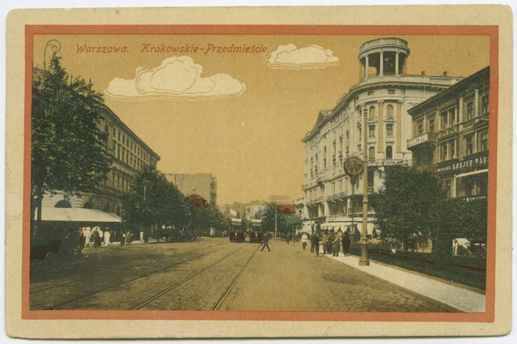 Krakowskie Przedmieście nieopodal wylotu ulicy Karowej