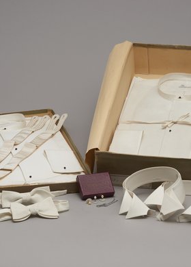 Pudło firmowe z kompletem do fraka