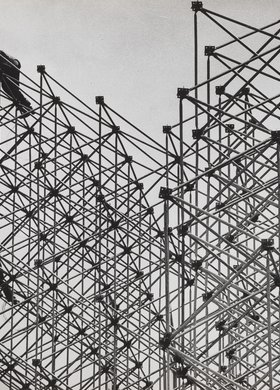 Works on the installation of the altar in front of the Palace of Culture and Science on the occasion of the third pilgrimage of John Paul II to Poland