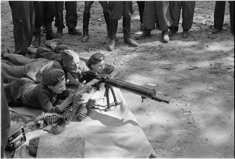 Nauka obsługi karabinu maszynowego MG 08/15