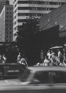 Pasaż Śródmiejski (obecnie: Pasaż Stefana "Wiecha" Wiecheckiego) i bar Zodiak