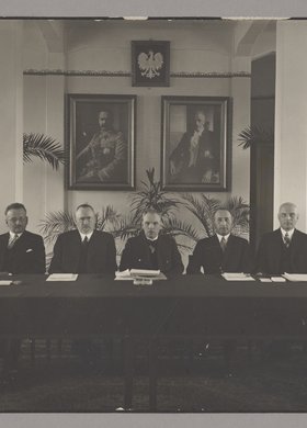 Portret grupowy przedstawicieli kierownictwa Banku Polskiego