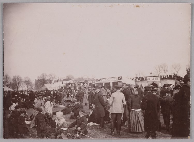 Zabawy ludowe na Polu Mokotowskim