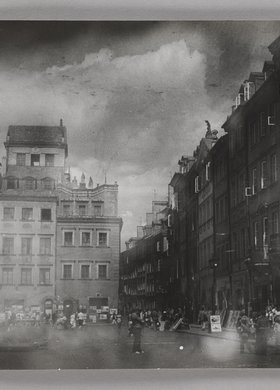 View of the burgher houses on Barss' and Dekert's Sides of Old Town Market Square