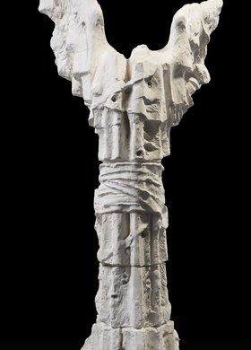 Uskrzydlona Kolumna I (Model pomnika Bitwy o Monte Cassino w Warszawie)