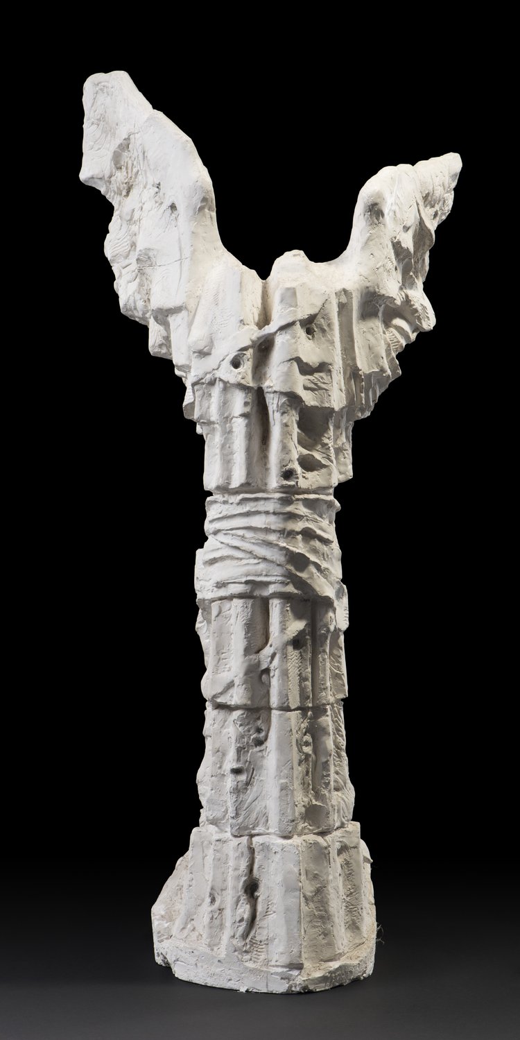 Uskrzydlona Kolumna I (Model pomnika Bitwy o Monte Cassino w Warszawie)