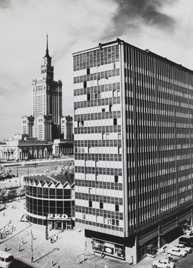 Widok na centrum miasta, Pałac Kultury i Nauki, rotundę PKO i budynek Universalu