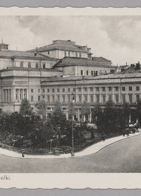 Plac Teatralny z gmachem Teatru Wielkiego