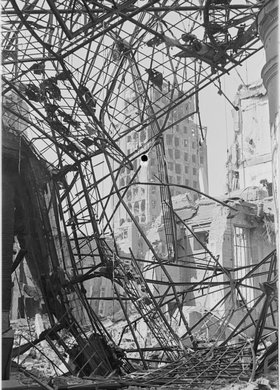 Ruiny gmachu Poczty Głównej